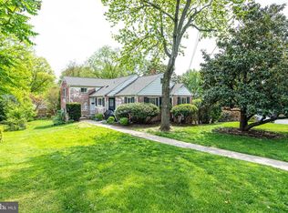 303 Skyhill Rd, Alexandria, VA 22314