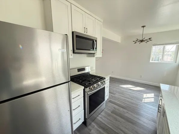 5303 Riverton Ave #B, North Hollywood, CA 91601