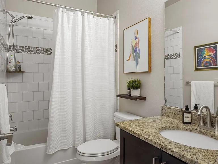 6761 Warren Dr — Photo 12