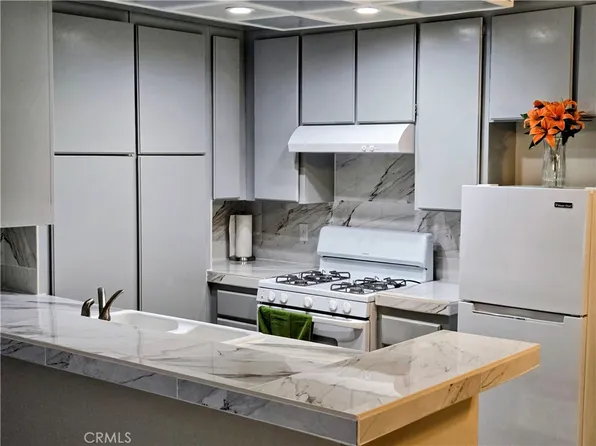 31200 Landau Blvd APT 1801, Cathedral City, CA 92234