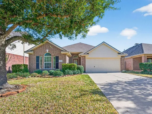13519 Barons Lake Ln, Cypress, TX 77429