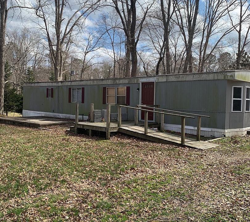 2nd image of 22533 Point Lookout Rd