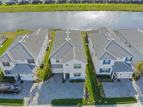 2nd image of 4779 Kings Castle Cir