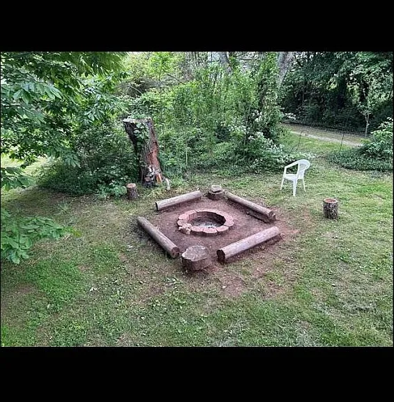 35 Sprinkle St — Photo 2