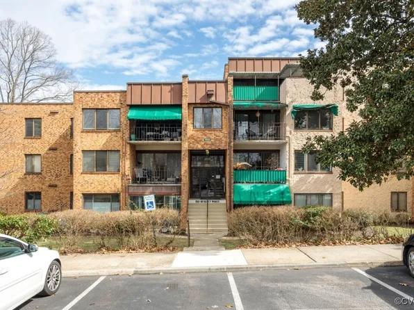 1513 Regency Woods Rd APT 202, Henrico, VA 23238