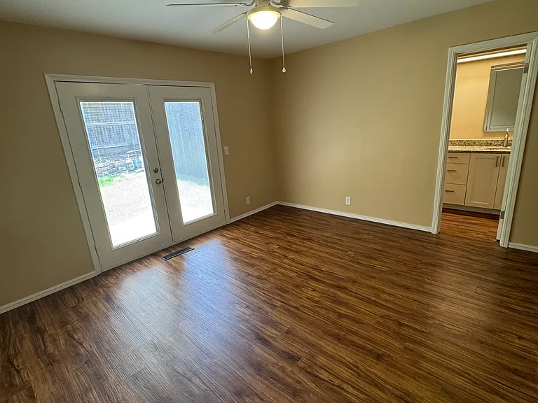 3111 S Florence Ct — Photo 10