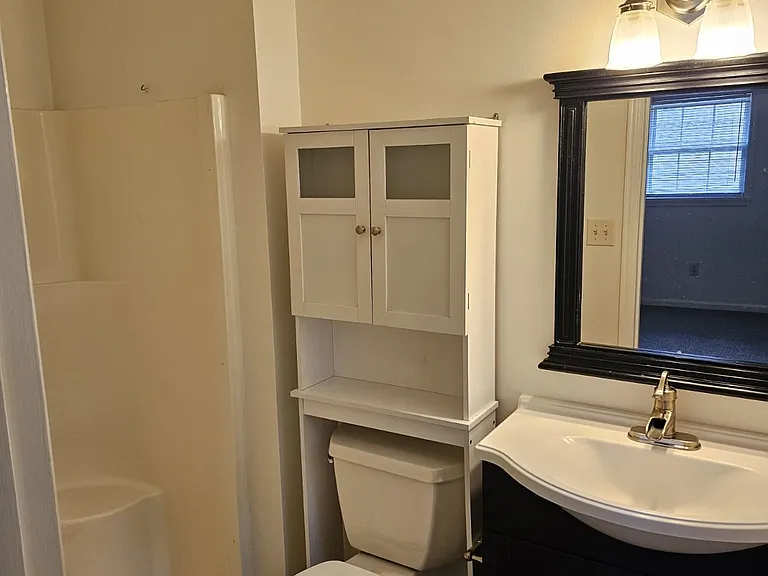5553 Cynthia Dr — Photo 9