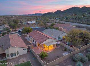 8252 W Opal Moon Ct, Tucson, AZ 85743