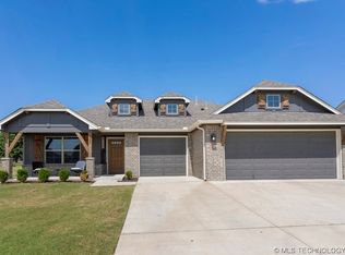 3309 E 143rd Pl S, Bixby, OK 74008