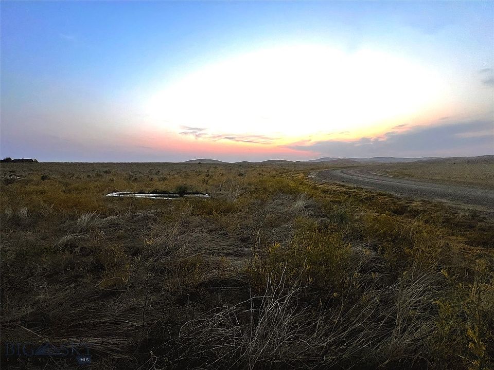 2nd image of 46 Foxglove Loop