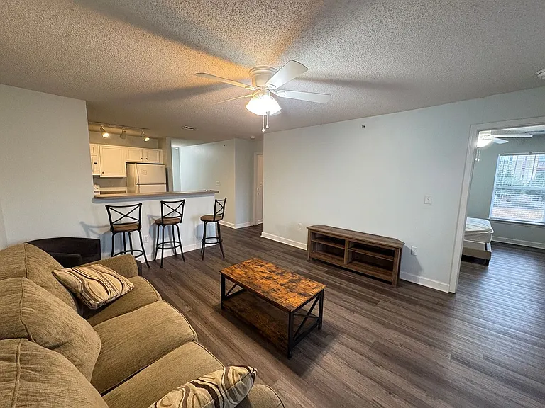 731 Harts Cove Way — Photo 5