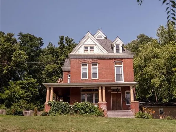 1308 N 11th St, Saint Joseph, MO 64501