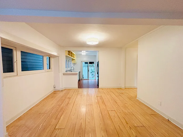 216 San Juan Ave — Photo 2