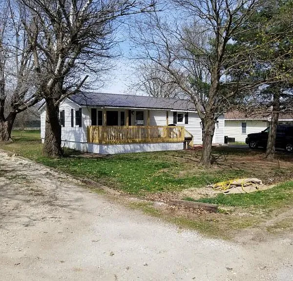 507 E Sanders St — Photo 1