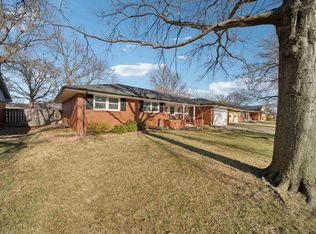 1918 N Charlotte St, Wichita, KS 67208