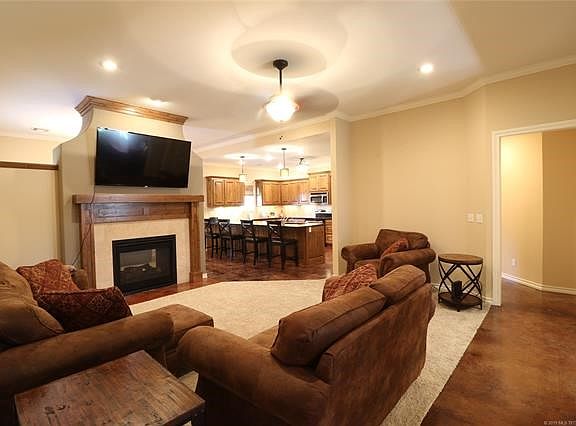 Formal Living Room from Hall to Bedrooms 2 and 3