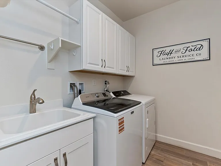 58171 Aragon Way — Photo 24