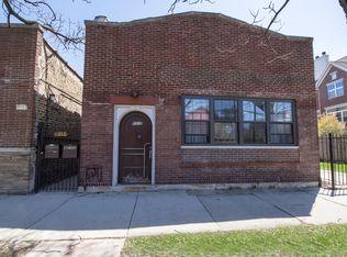 5011 N Ravenswood Ave #1, Chicago, IL 60640