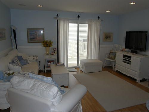 4th image of 10 Safe Harbor Dr #C2