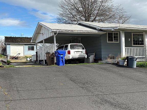 3rd image of 1007 Cedar Ave