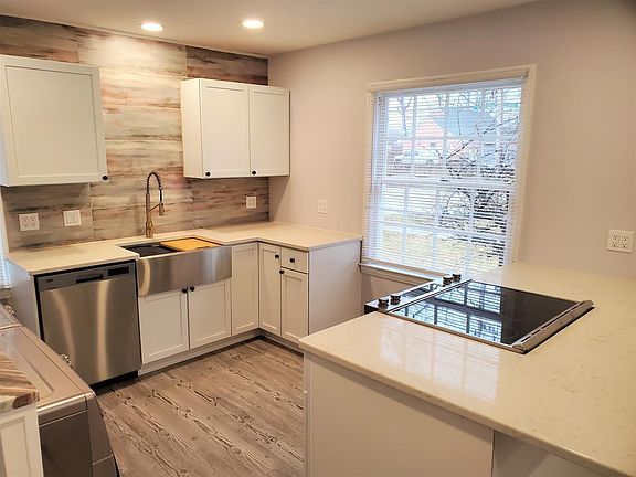 2nd image of 2617 Jefferson Ave