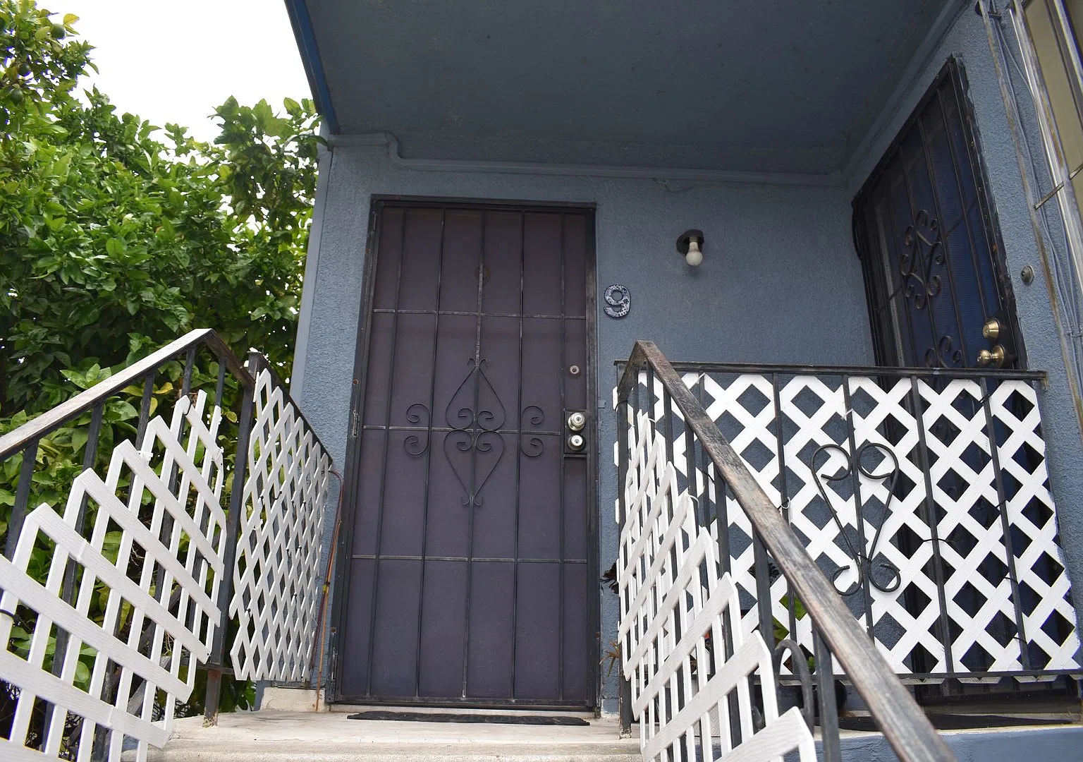4167 Cherokee Avenue — Photo 2