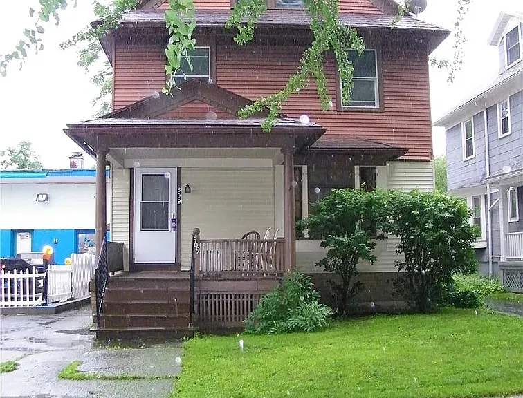 609 Grand Ave #2 — Photo 1