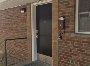 3262-3264 Watson Rd, Saint Louis, MO 63139