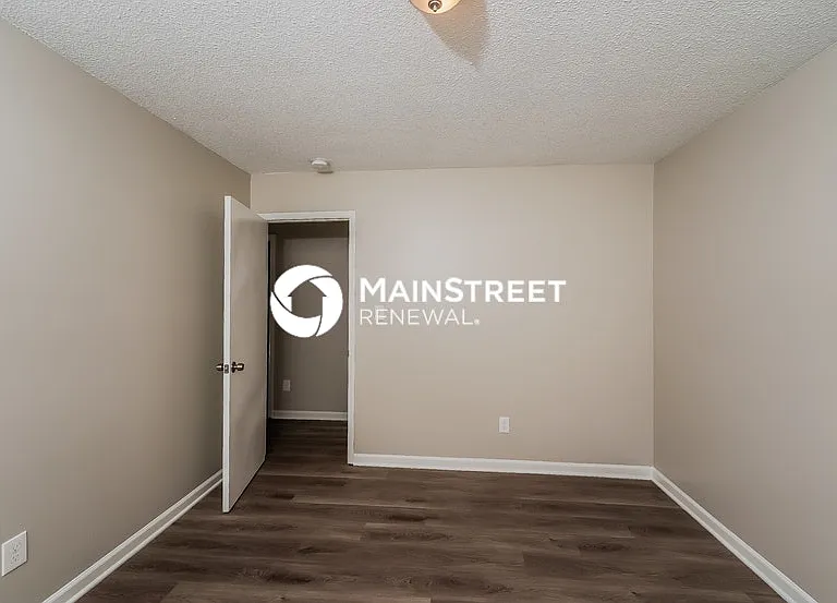 1729 Tall Oak Cir — Photo 12