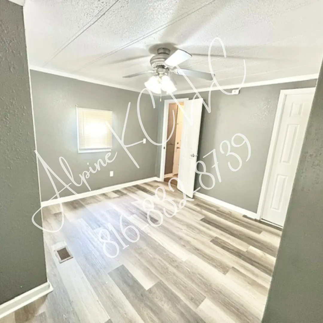 3 bed, 925 sqft, $1,050 — Photo 1