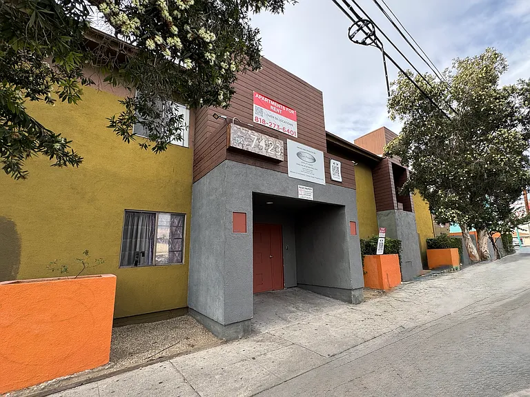 7423 N Lankershim Blvd #38 — Photo 14