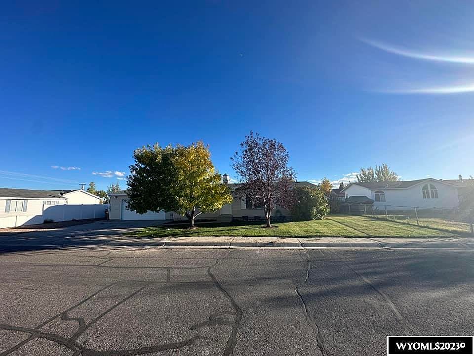 305 W Lincoln St, Lyman, WY 82937 MLS 20236013 Zillow