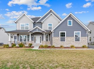 3604 Harmony Cir, Elgin, IL 60124