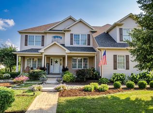 1801 Letha Westgate Dr, Sycamore, IL 60178