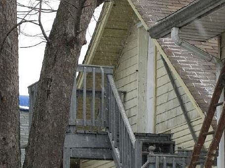 3rd image of 6021 Upsal St