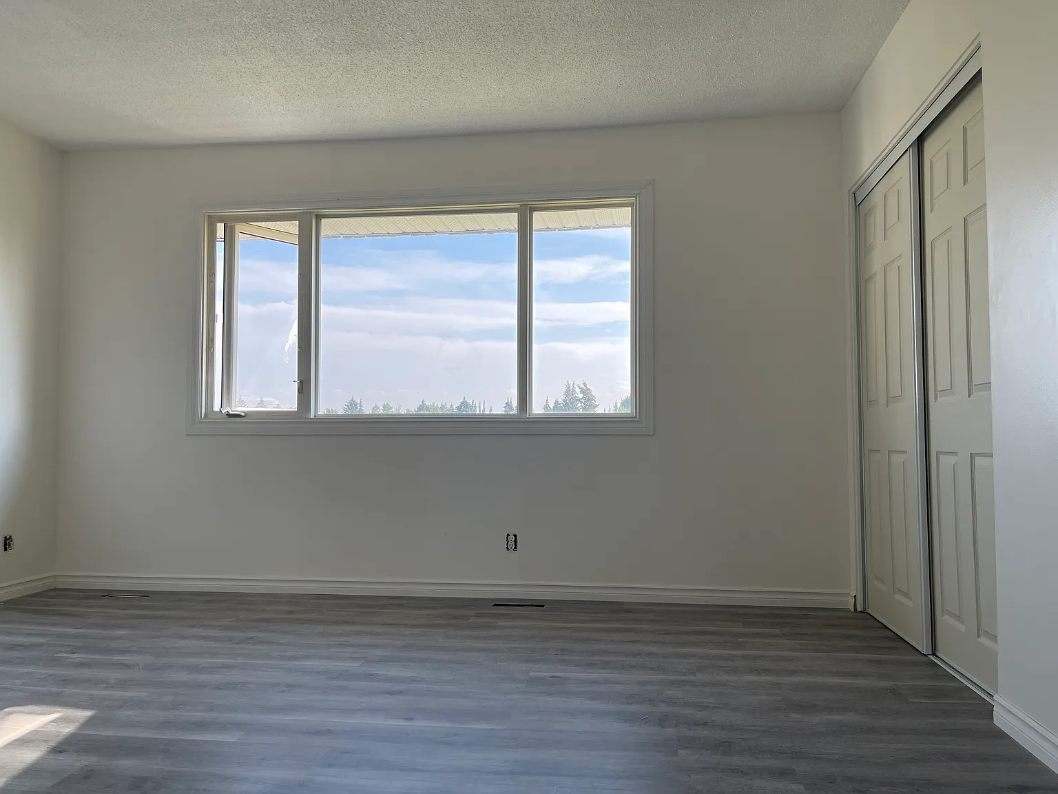 3 bed, 1.5 bath, $1,799 — Photo 4