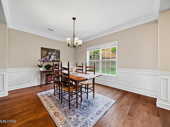 5th image of 2901 Cambridge Shores Ln