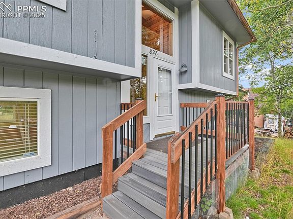 2nd image of 828 Northwoods Dr E