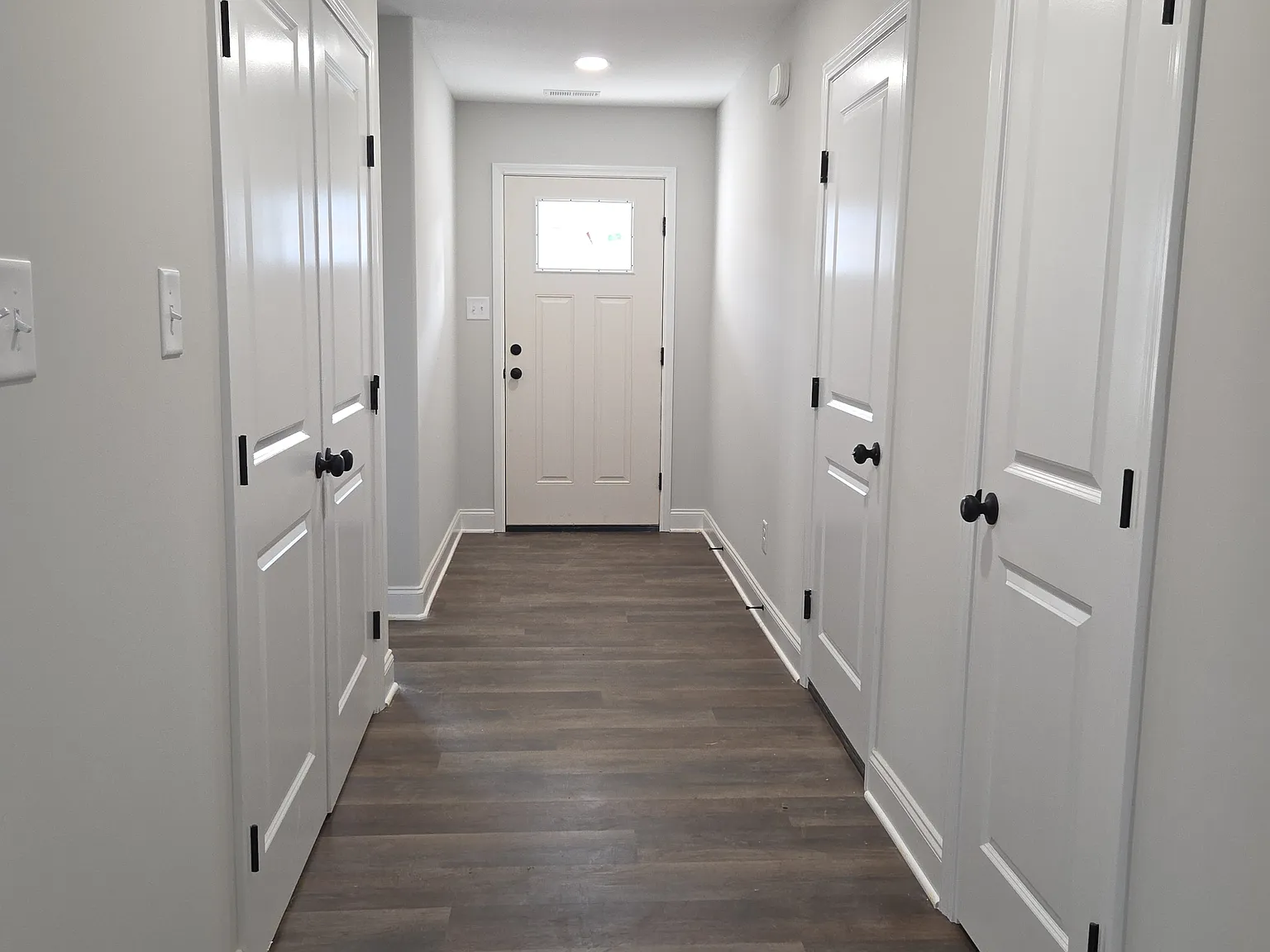 2 bed, 1000 sqft, $2,000 — Photo 3