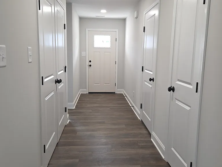 7309 Woodpecker Way — Photo 3
