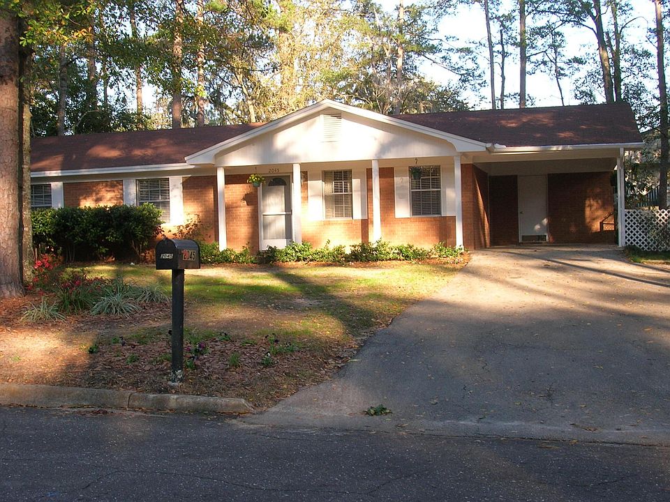 1st image of 2045 Greenwood Dr