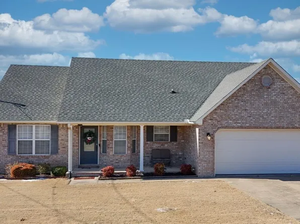 107 Meadow Dr, Bono, AR 72416