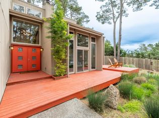 6 Victoria Rise, Monterey, CA 93940