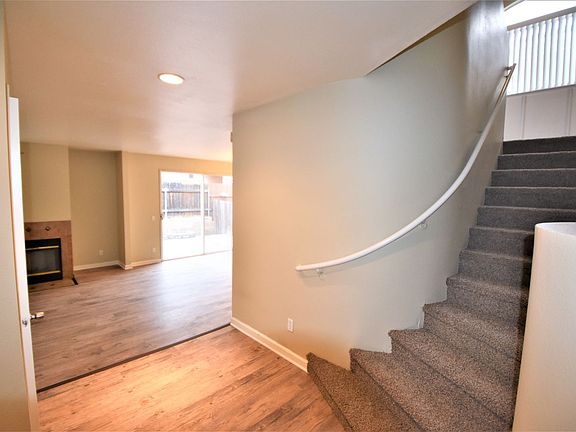 4th image of 1238 Cotter Ave