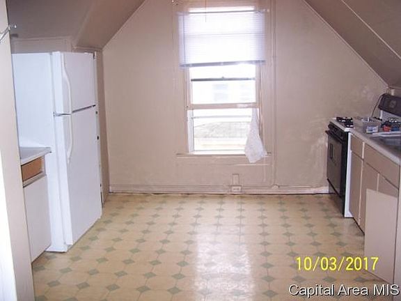 2nd image of 81 Blaine Ave