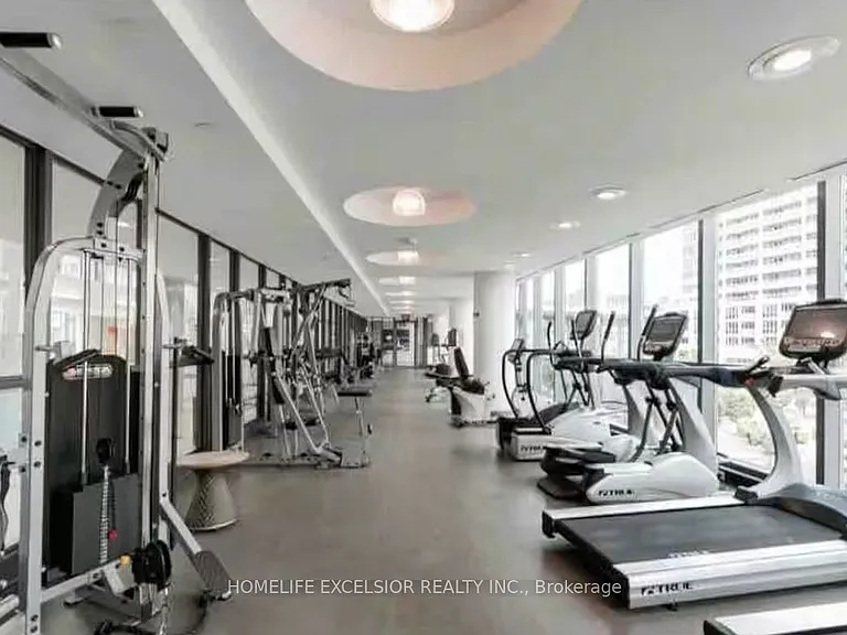 215 Fort York Blvd S #2903 — Photo 21