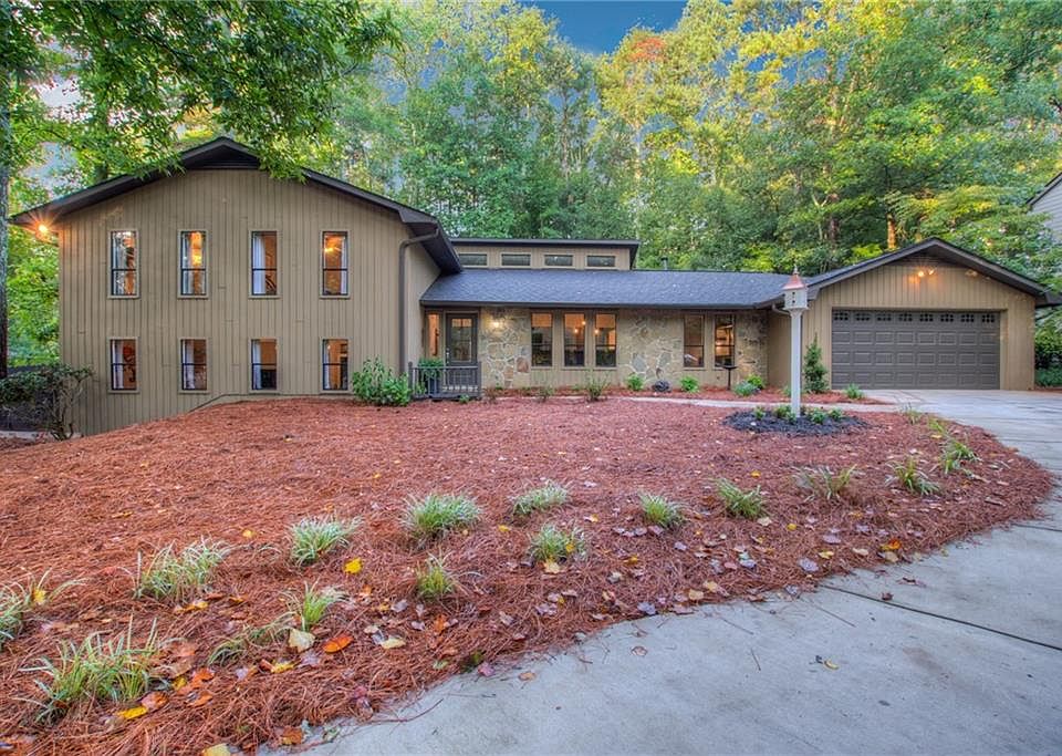 1st image of 2537 Chimney Springs Dr