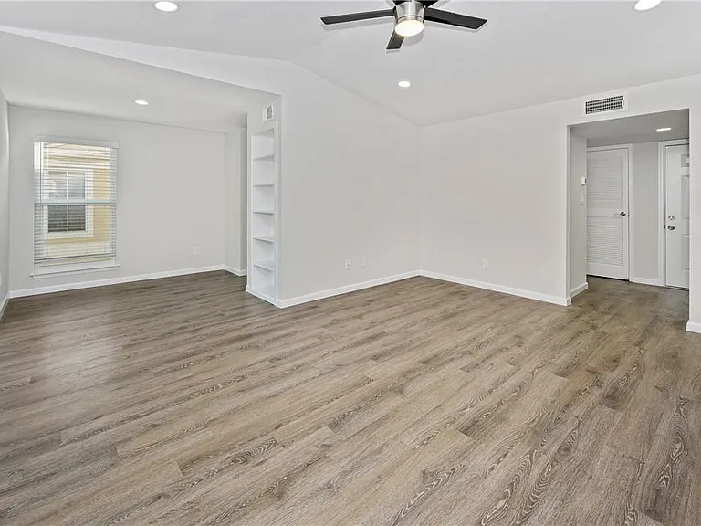 799 Riverside Dr #1021 — Photo 12