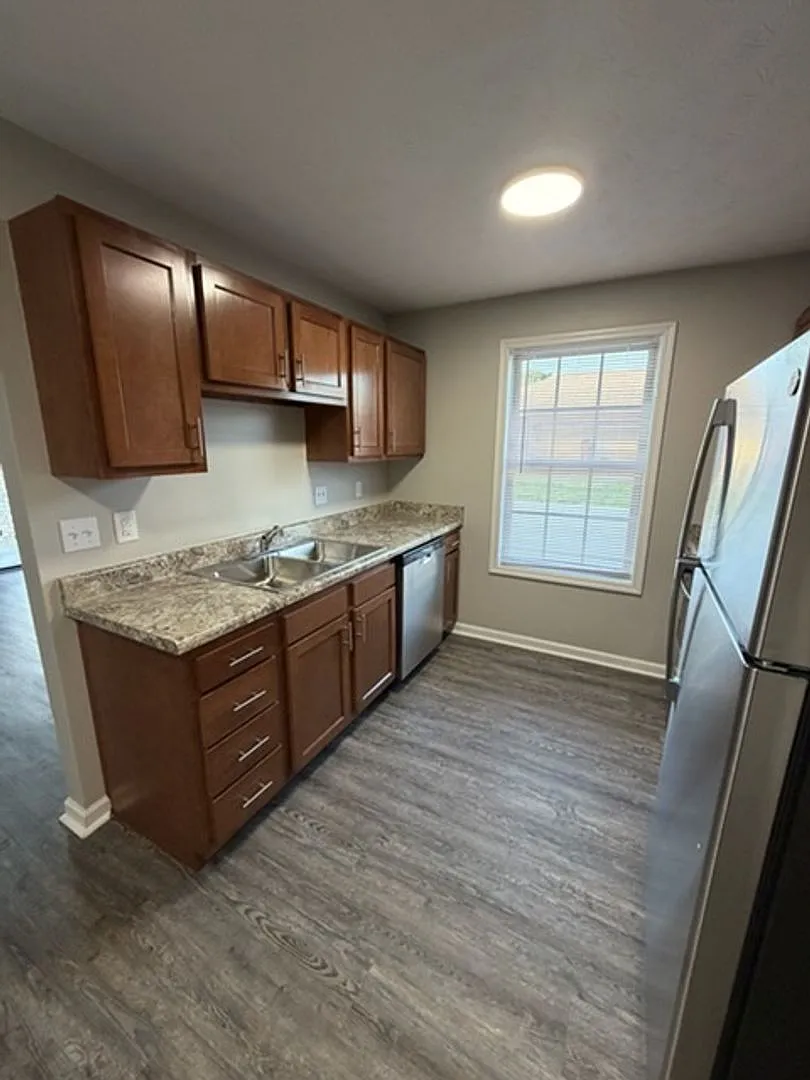 205 Keystone Drive — Photo 2