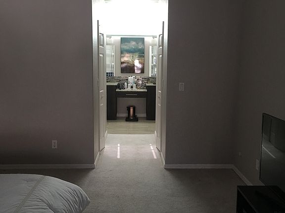 2nd image of 4922 SW 20th Pl